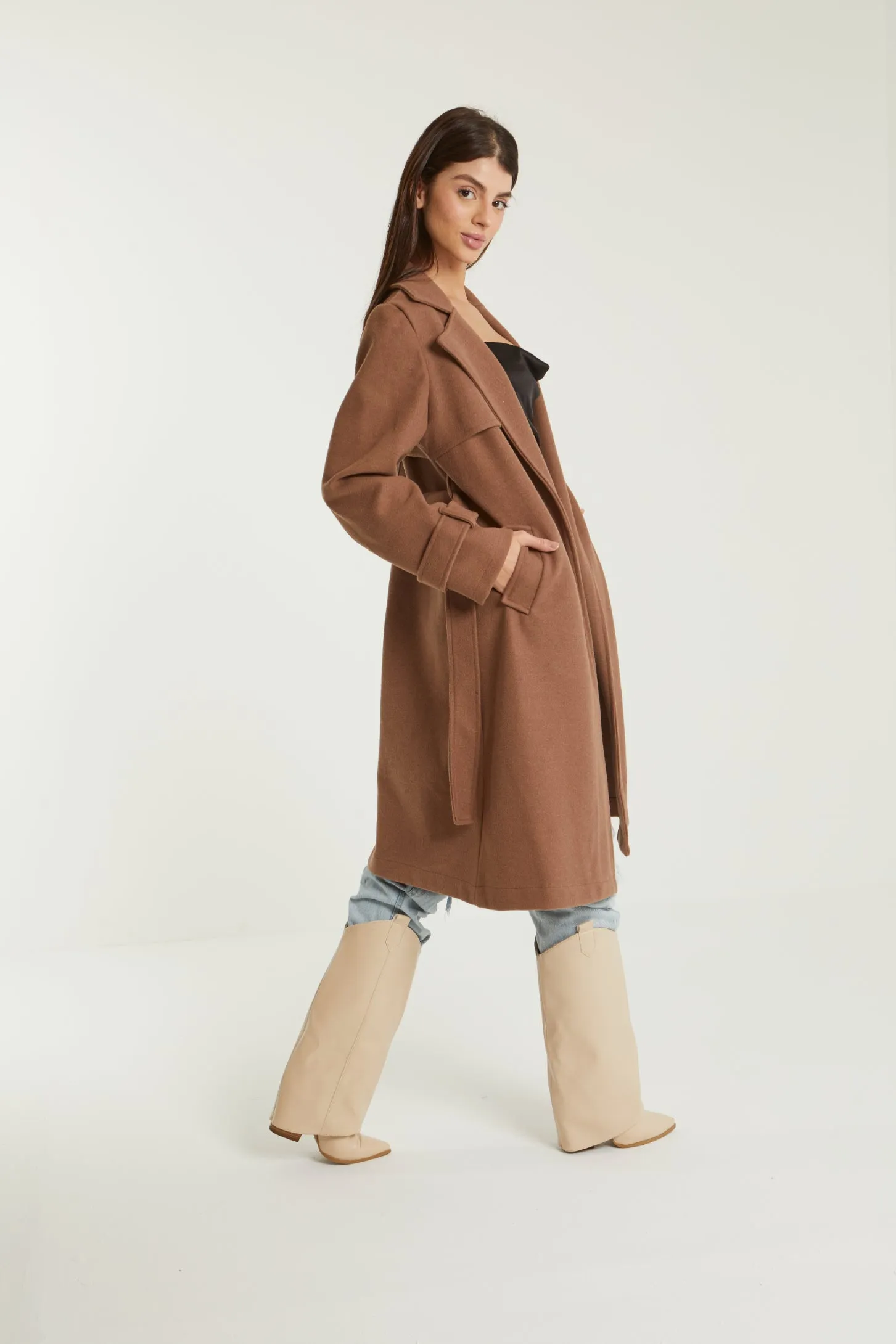 ESSENTIAL WOOL BELTED COAT - BROWN