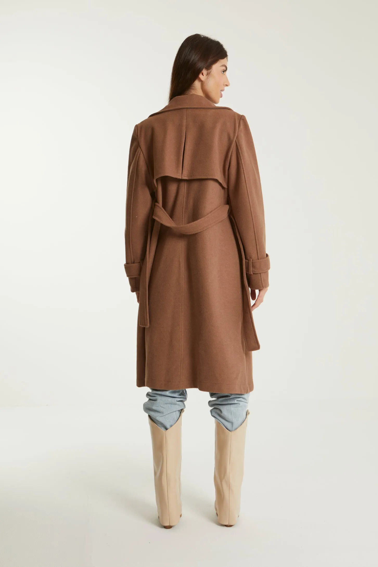 ESSENTIAL WOOL BELTED COAT - BROWN