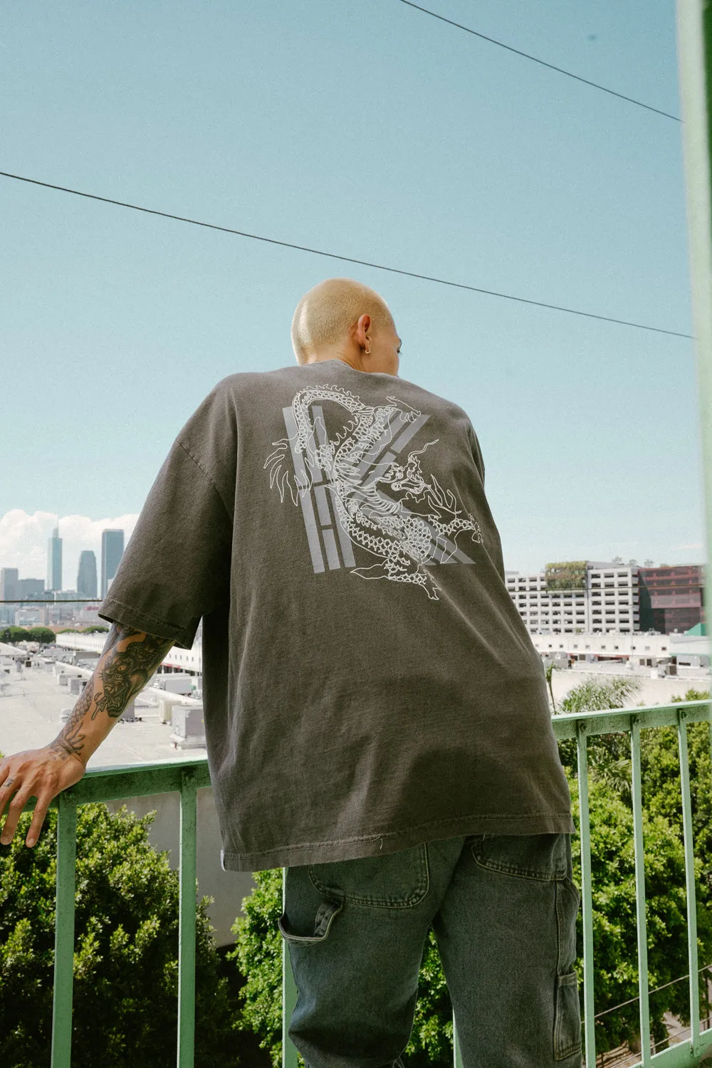 TRIGRAM K DRAGON DROP SHOULDER TEE (SHADOW)